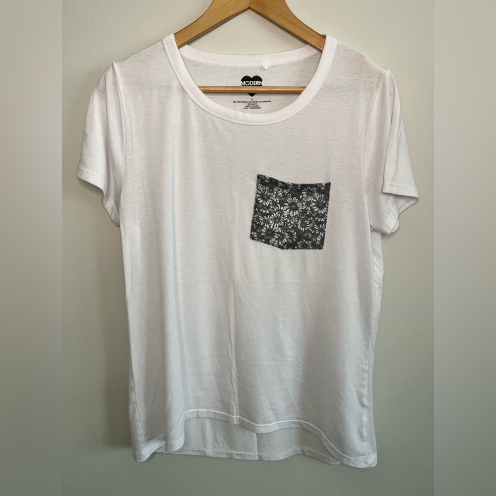 Modern Lux Sunflower Pocket Tee